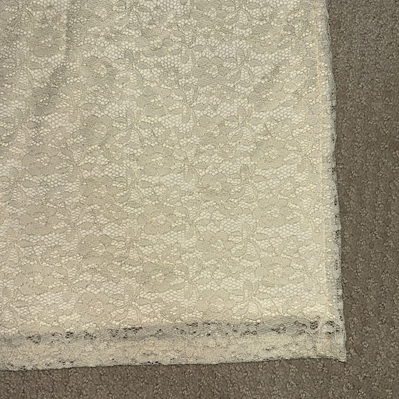 Abercrombie & Fitch cream lace pencil skirt XS - Picture 2 of 5